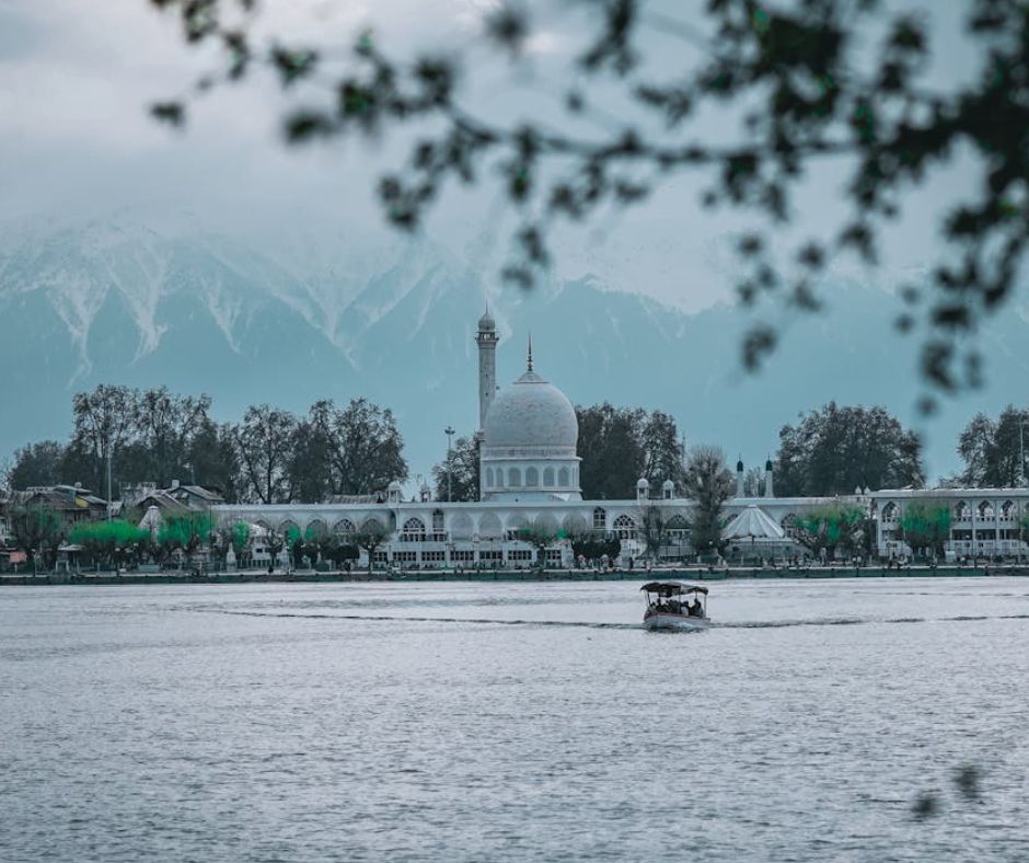 Kashmir Tour Packages